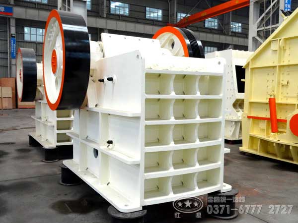 石灰石破碎，優選河南石頭顎式破碎機