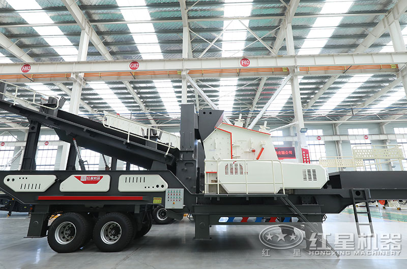 移動反擊式粉碎機圖片