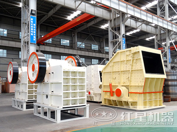 選擇鋁礦石顎式破碎機直銷商時需要注意哪些問題