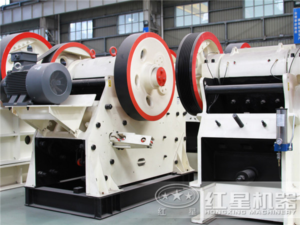 鄂式、輥式、錘式公路碎石機(jī)為高速公路建設(shè)“添磚加瓦”