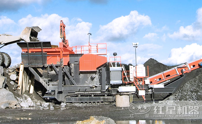 移動篩煤機帶傳送-“叱咤”煤場，智能、環保樣樣行