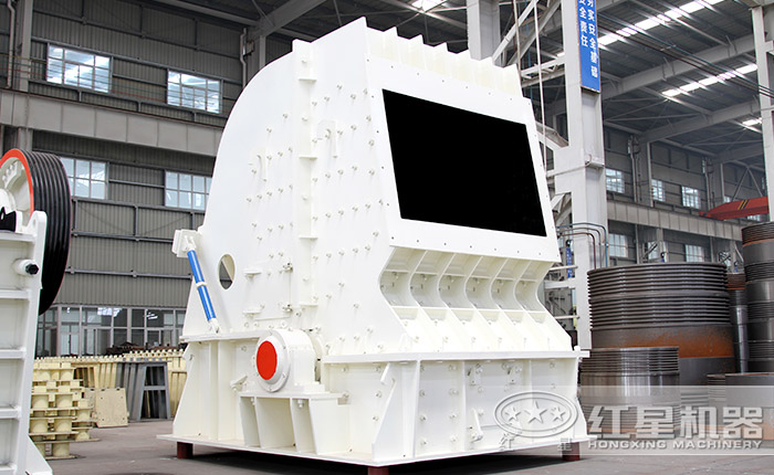 德版式反擊破碎石機