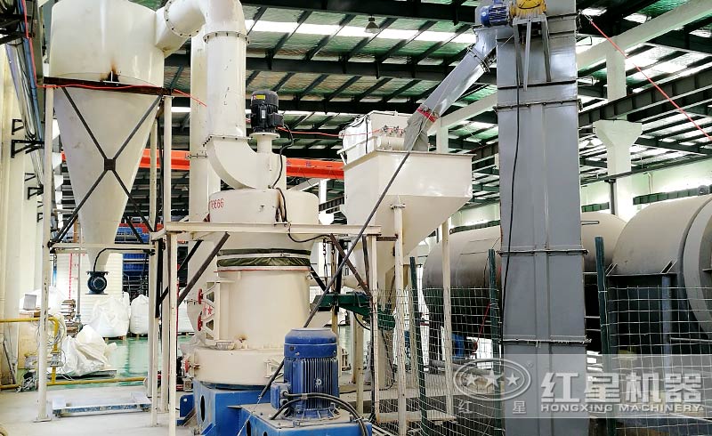 小型雷蒙磨粉機320目一臺多少錢