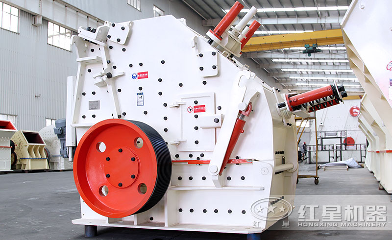 CI反擊式破碎機