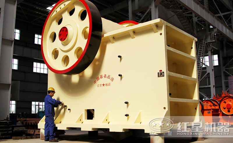 1518型顎式破碎機