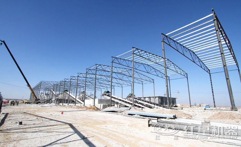 開辦一個(gè)砂石廠，需要注意哪些環(huán)保問題，配備哪些設(shè)備？