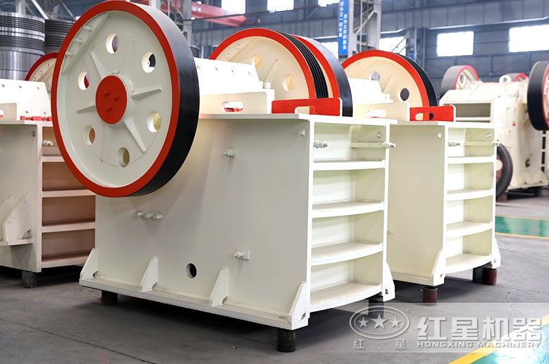 1250立軸式制砂機產量能達到多少噸？整套生產線需要配置哪些設備？