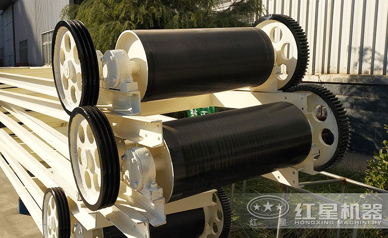 皮帶輸送機(jī)