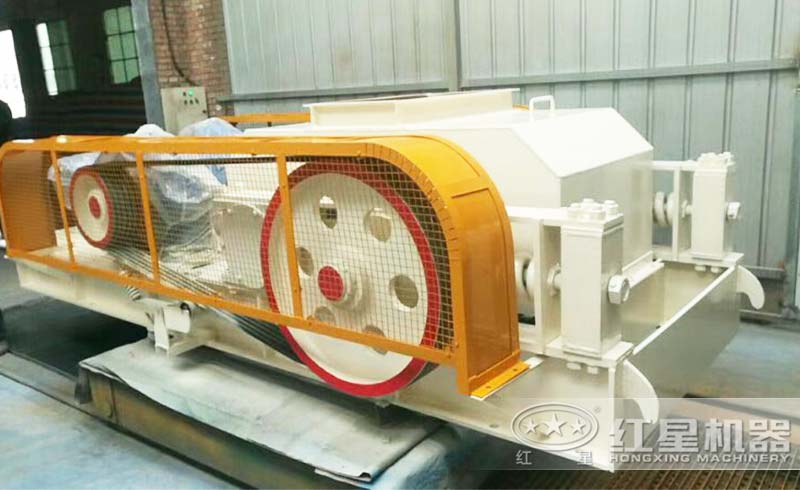 大型液壓對輥破碎機優勢參數_對輥破碎機工作視頻