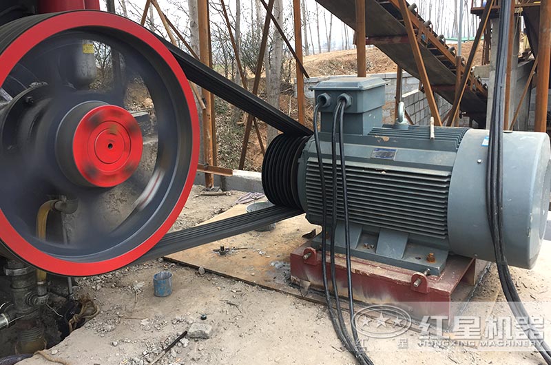 PYB1750型短頭圓錐破碎機—高產細碎之作