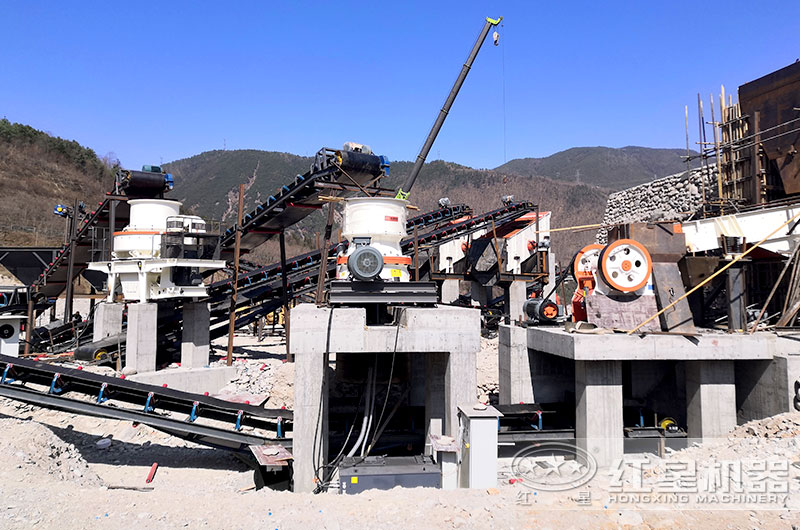 投資一套時(shí)產(chǎn)200噸機(jī)制砂設(shè)備要花多少錢(qián)?