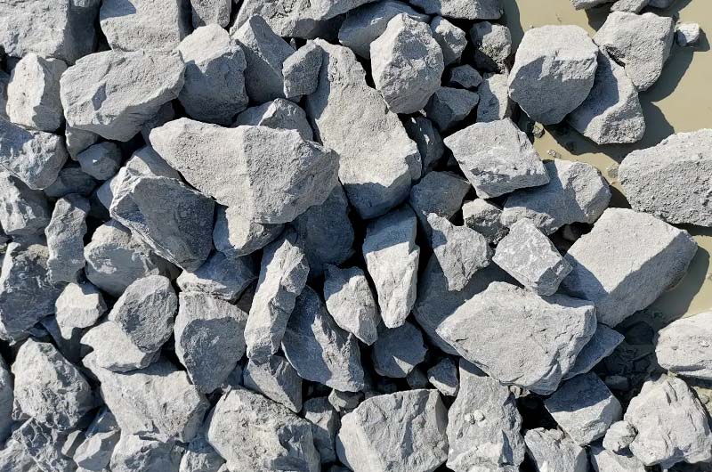 玄武巖破碎機：粗碎、中碎和細(xì)碎