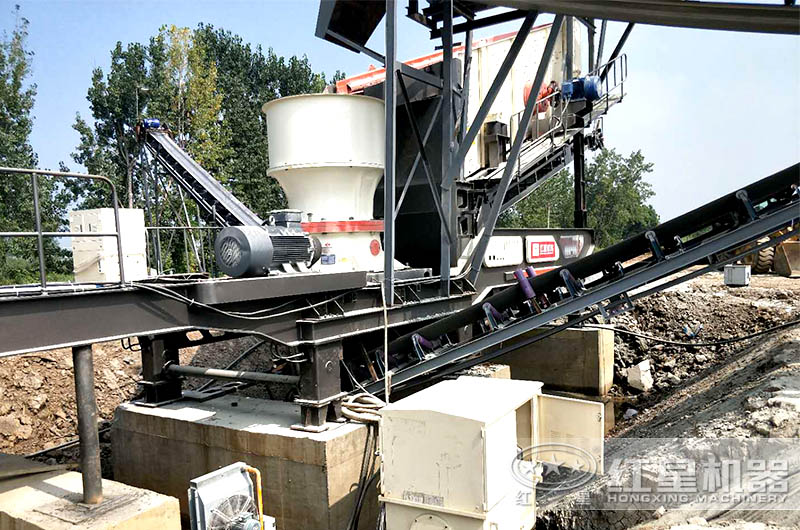 小型移動石料破碎機多少錢一臺？（含工作圖片及視頻）