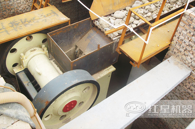 時產400噸碎石機多少錢一臺