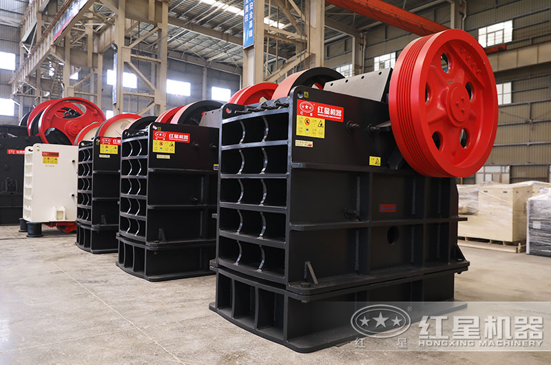 顎式石英石破碎機(jī)圖片