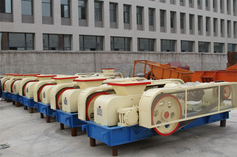 時產20噸的小型制砂機多少錢一臺？