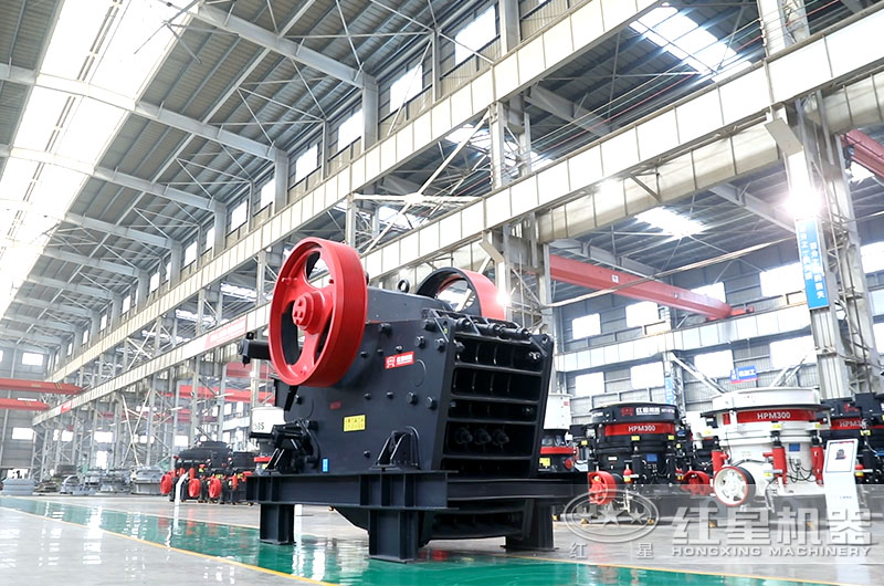 大型采石場用什么破碎機(jī)？生產(chǎn)現(xiàn)場一睹為快！