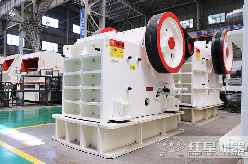 石英石用什么破碎機(jī)好？多少錢一臺(tái)？