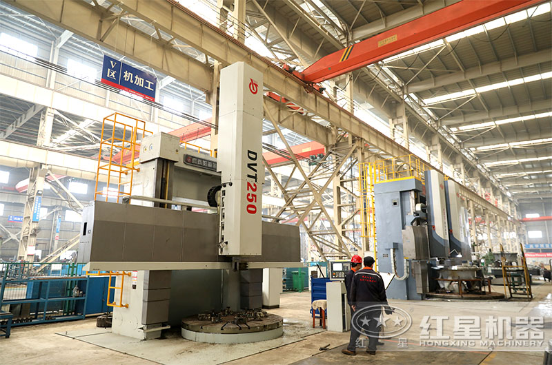 紅星機器設備生產制造車間