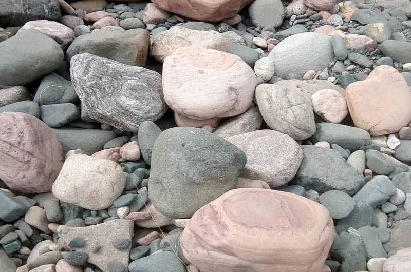 河卵石破碎了可以當(dāng)砂用嗎？好用的制砂設(shè)備推薦